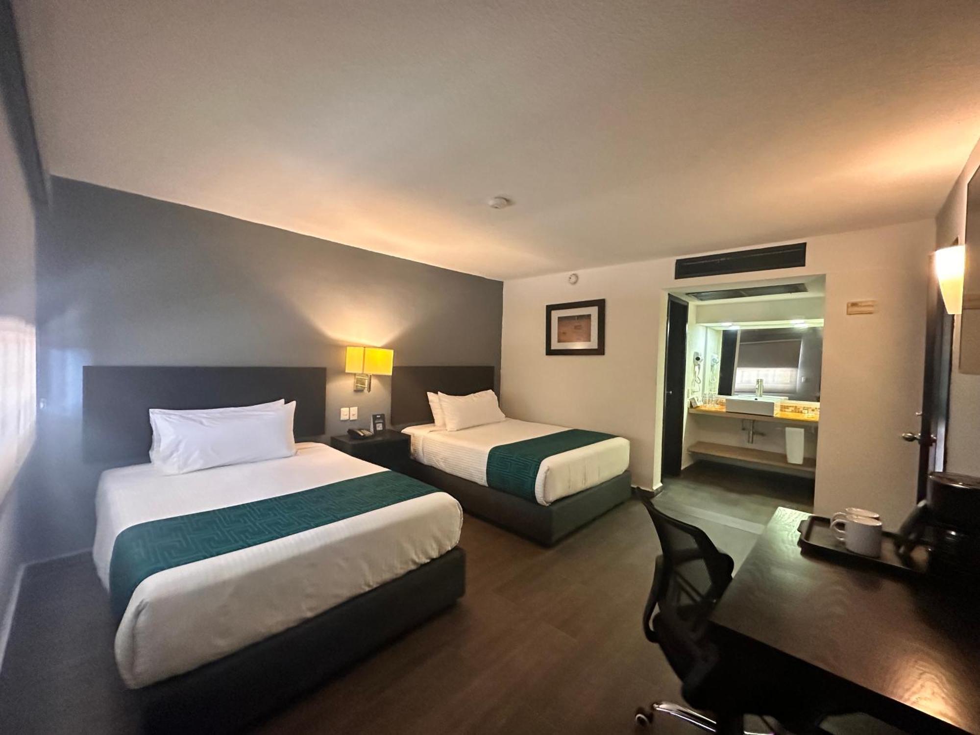 Inhouse Obregon Hotel Ciudad Obregon Bagian luar foto