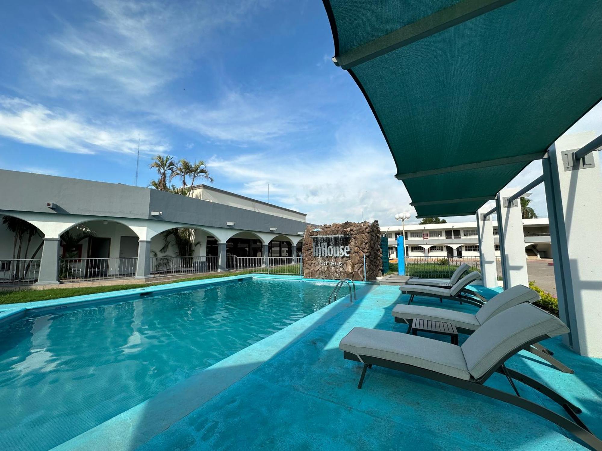 Inhouse Obregon Hotel Ciudad Obregon Bagian luar foto