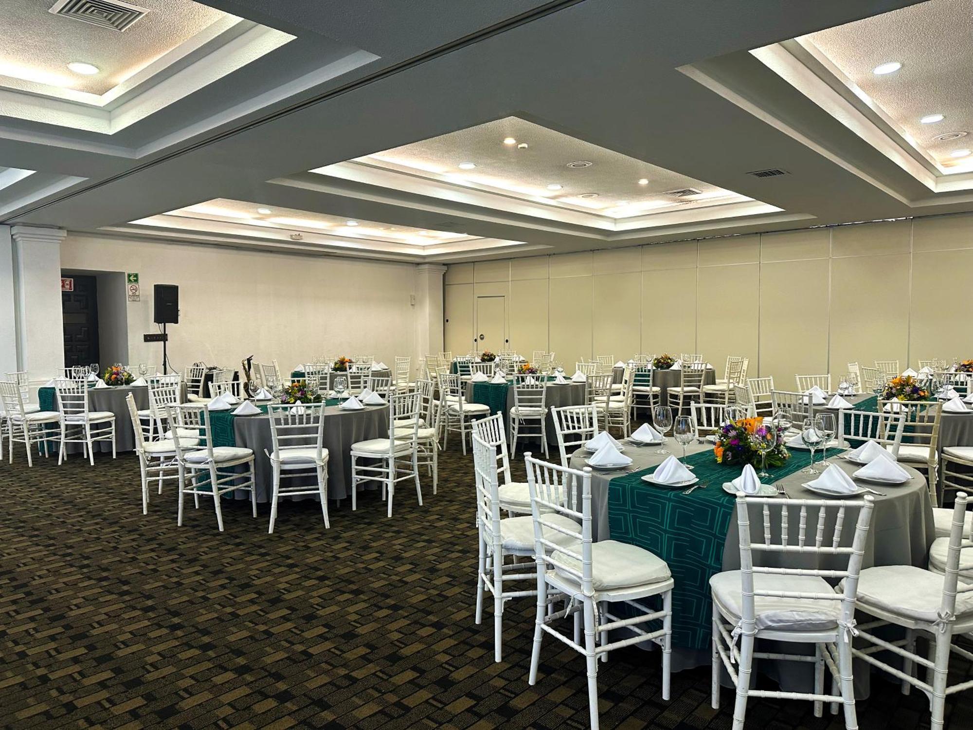 Inhouse Obregon Hotel Ciudad Obregon Bagian luar foto