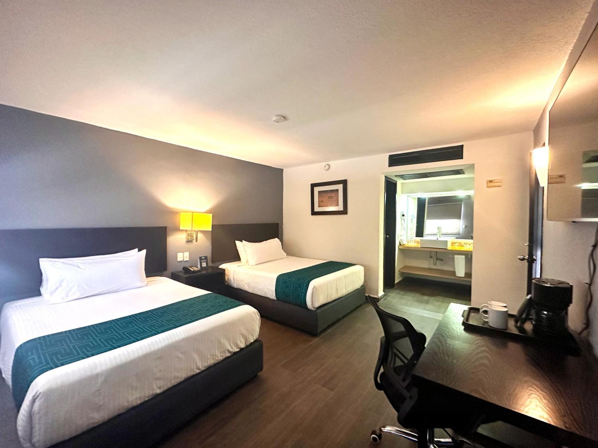 Inhouse Obregon Hotel Ciudad Obregon Bagian luar foto