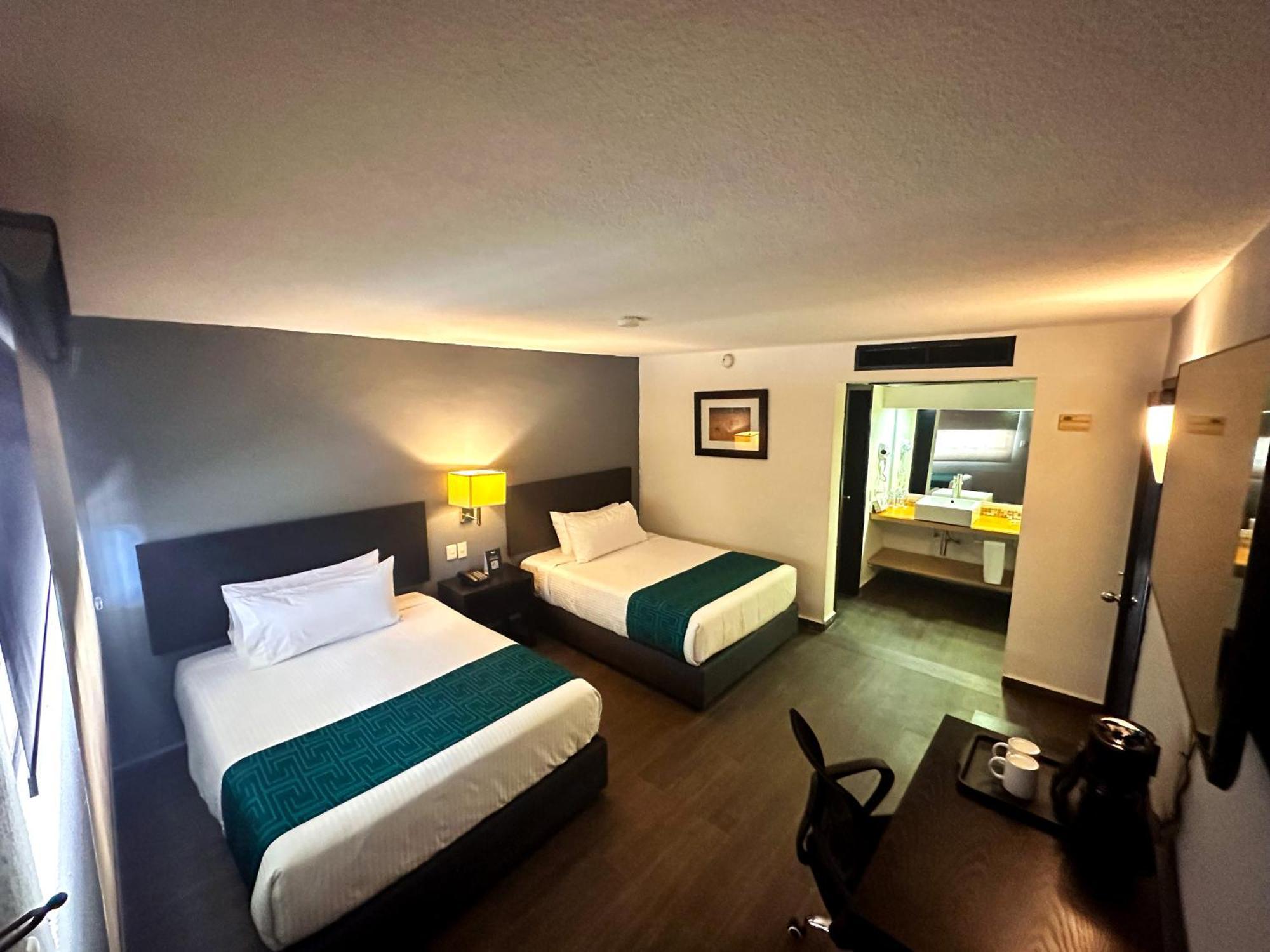 Inhouse Obregon Hotel Ciudad Obregon Bagian luar foto