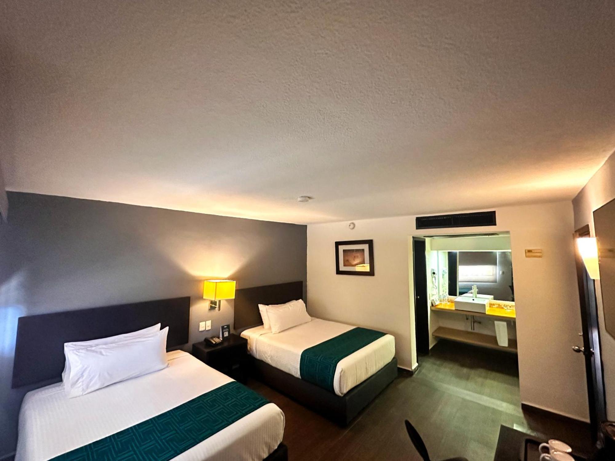 Inhouse Obregon Hotel Ciudad Obregon Bagian luar foto