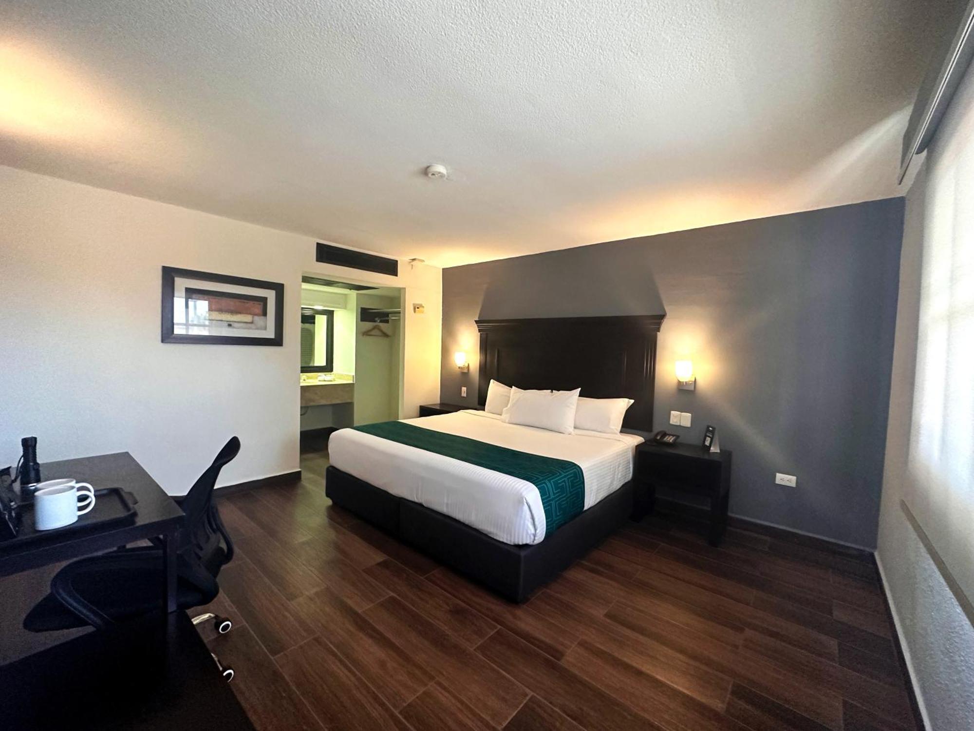 Inhouse Obregon Hotel Ciudad Obregon Bagian luar foto