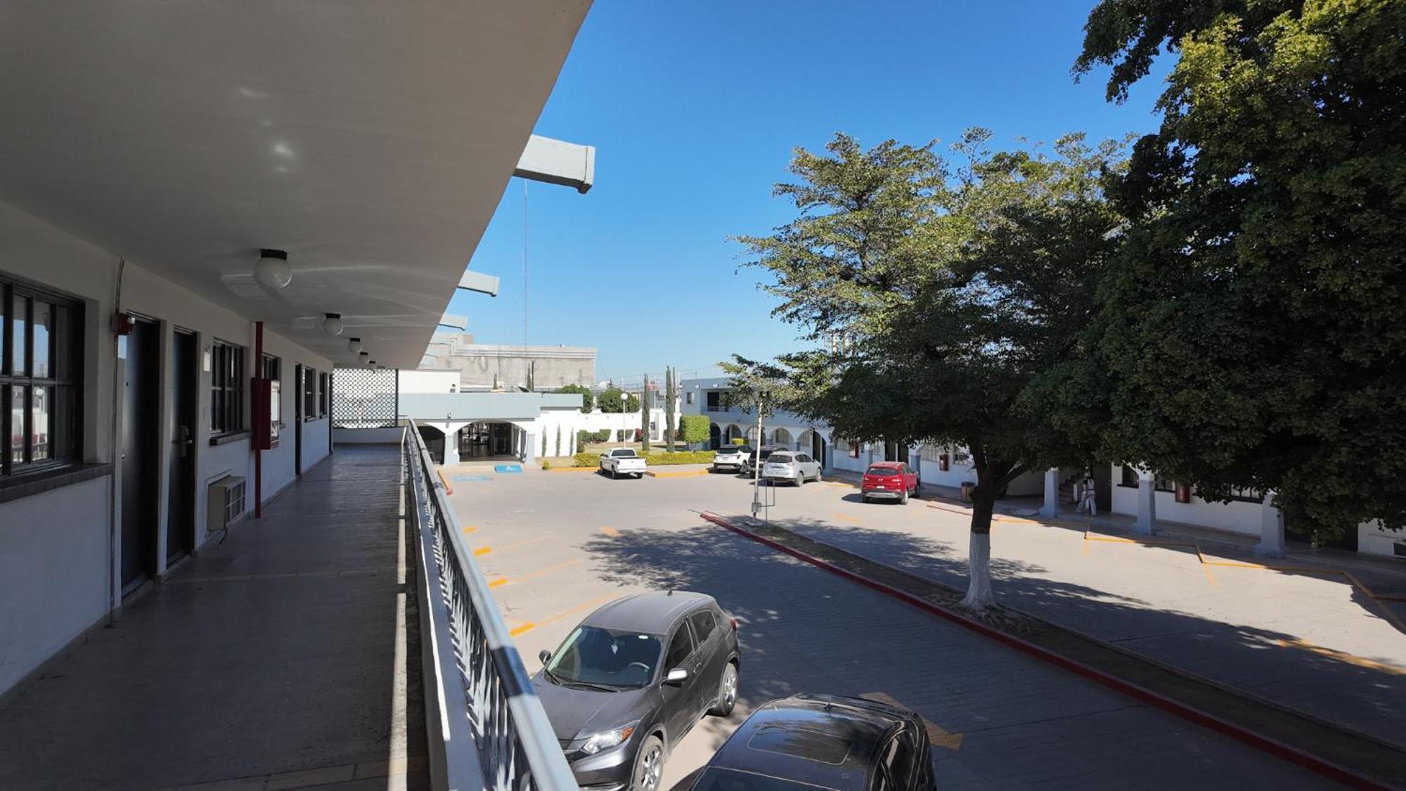 Inhouse Obregon Hotel Ciudad Obregon Bagian luar foto